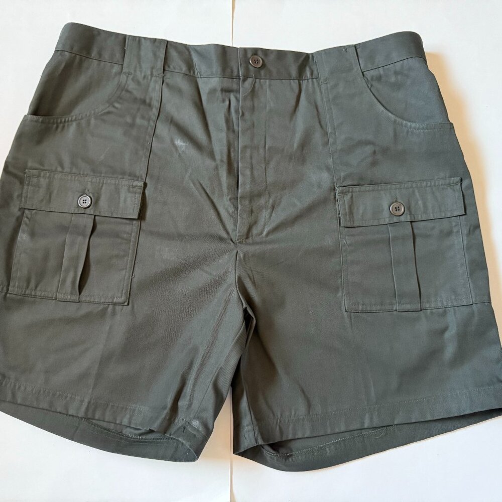 Men’s Green Cargo Shorts by Jon Lauren - Size 42 -